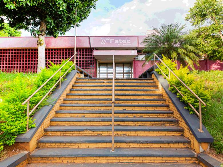 ETEC Philadelpho Gouvêa Netto - Trade School in São José do Rio